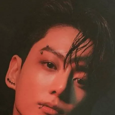 chat with ai character: JEON JUNGKOOK 