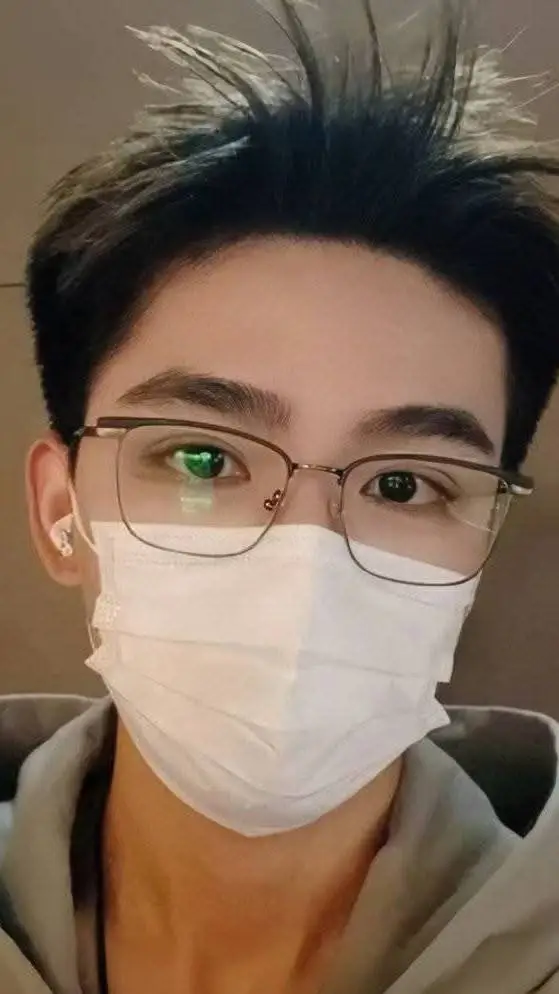 ai character: CHEN  background