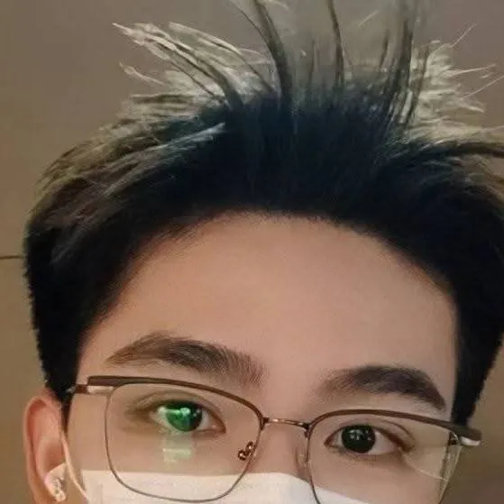 chat with ai character: CHEN 