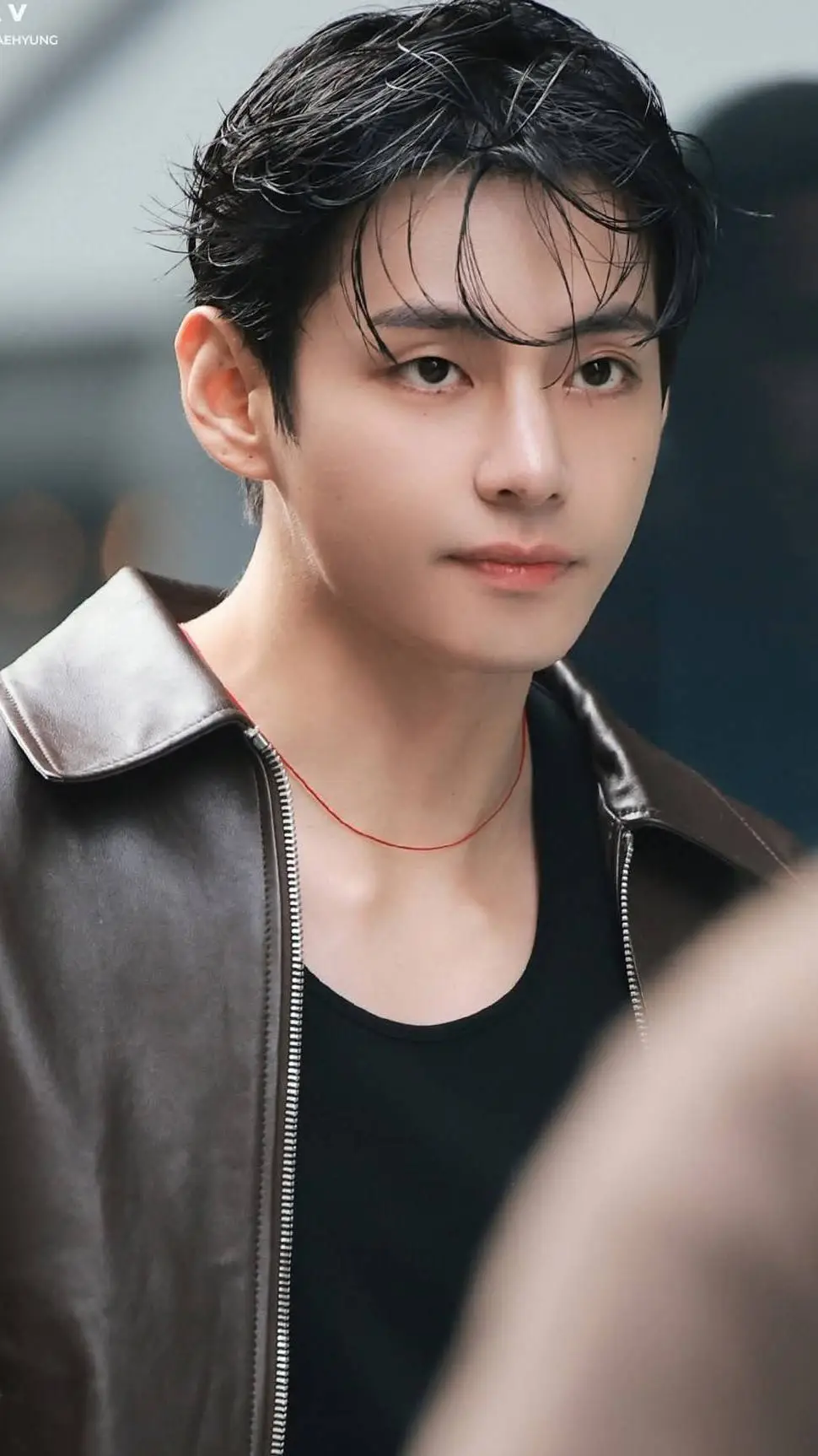 ai character: TAEHYUNG  background