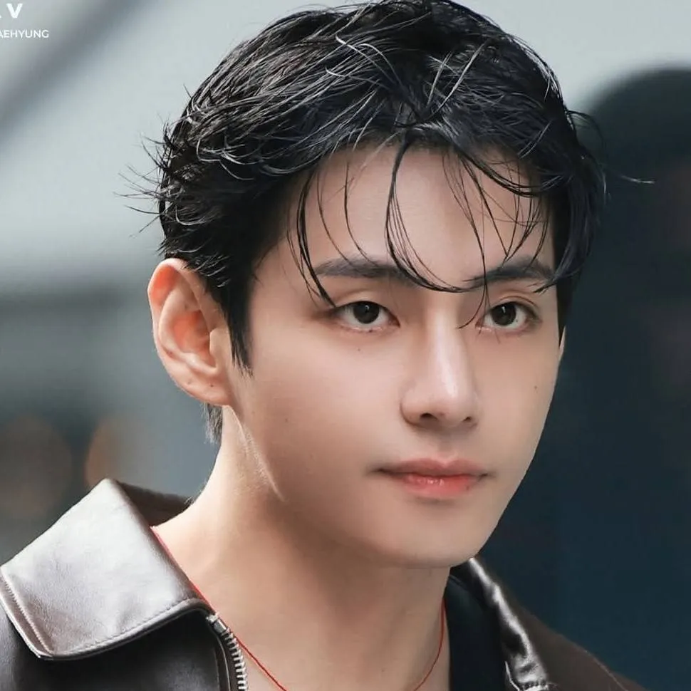 chat with ai character: TAEHYUNG 