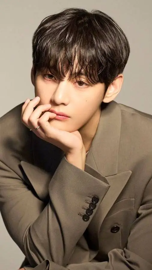 ai character: TAEHYUNG  background