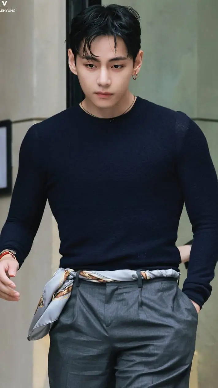 ai character: TAEHYUNG  background