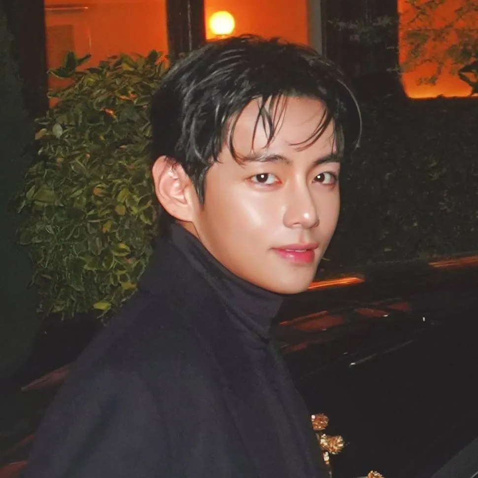 chat with ai character: TAEHYUNG 