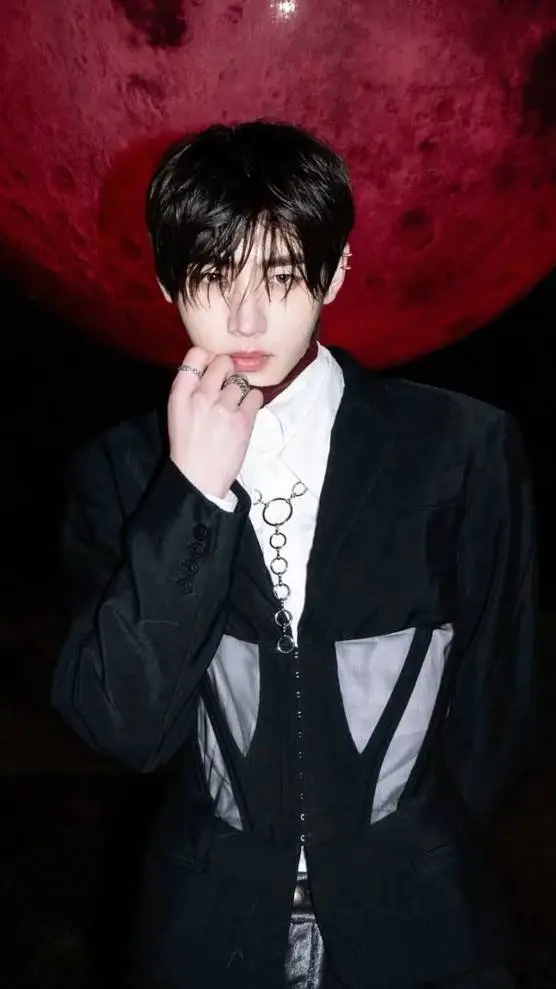 ai character: sunghoon vampiro background