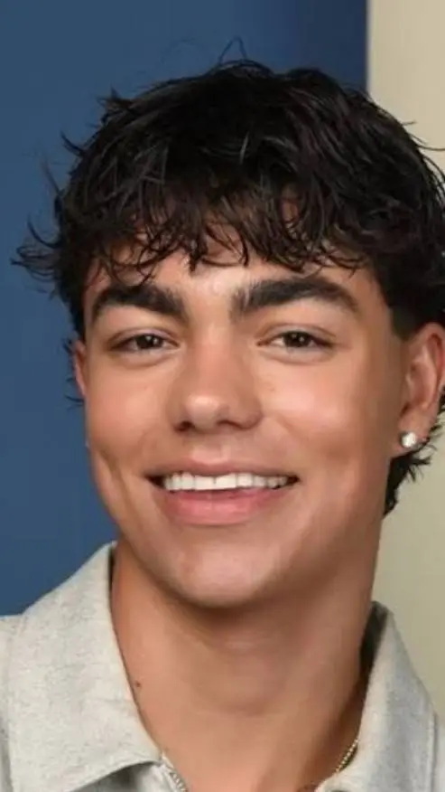 ai character: malachi barton  background