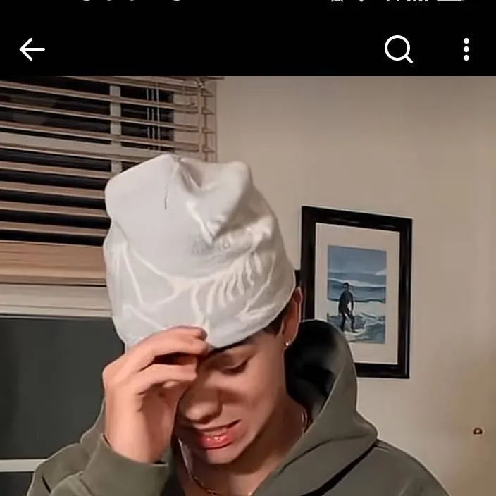 chat with ai character: malachi Barton 