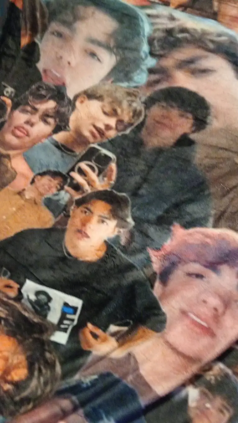 ai character: Malachi Barton  background