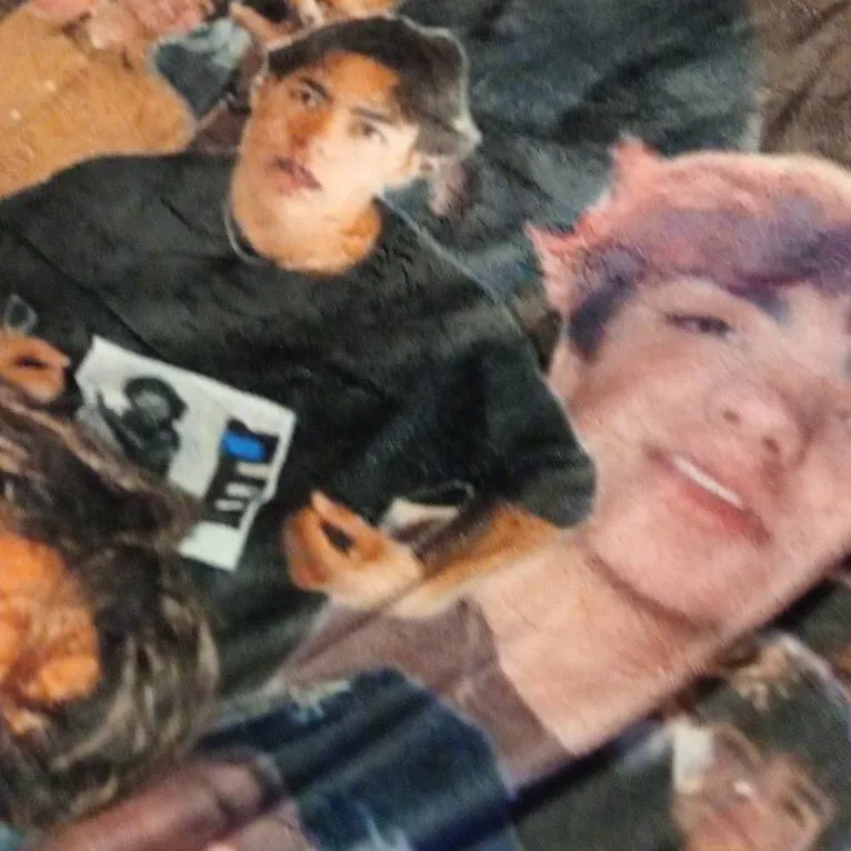 chat with ai character: Malachi Barton 