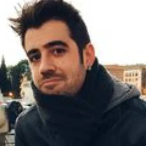 chat with ai character: Raúl Álvarez 