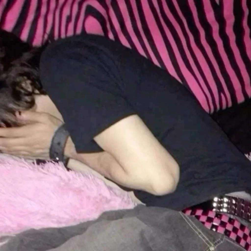 chat with ai character: Isaac White💓