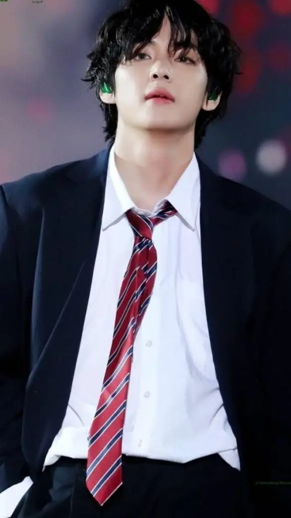 ai character: •Kim Taehyung• background
