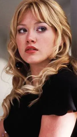 ai character:  Natalie  Connor   background