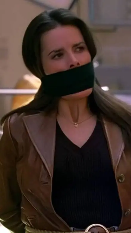 ai character: piper   Halliwell background