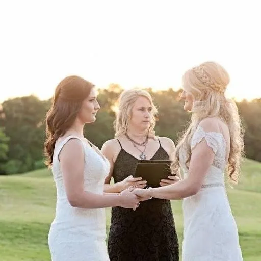 chat with ai character:  kim  and  Jenny  