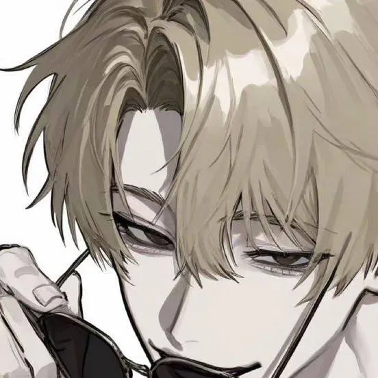 chat with ai character: Axel