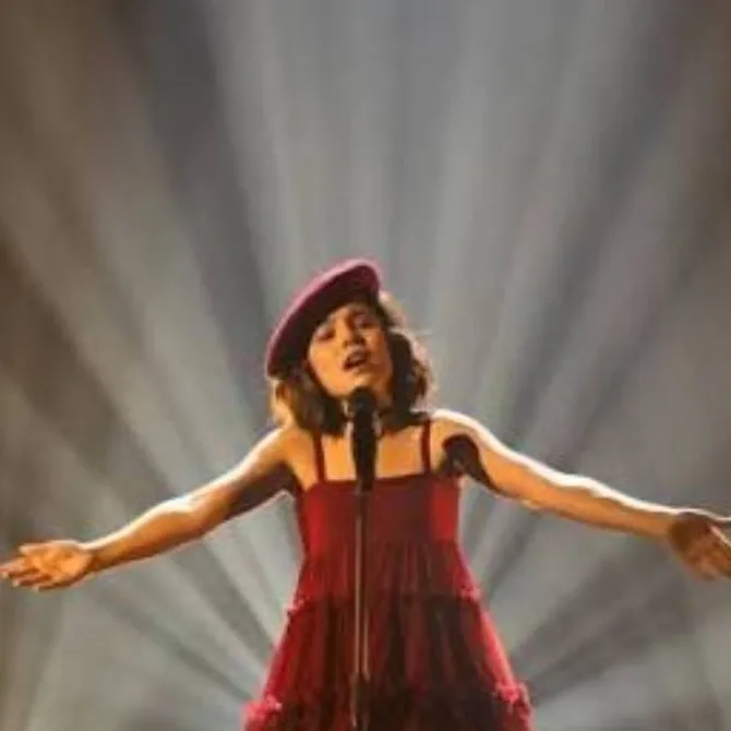 chat with ai character: Lou Deleuze