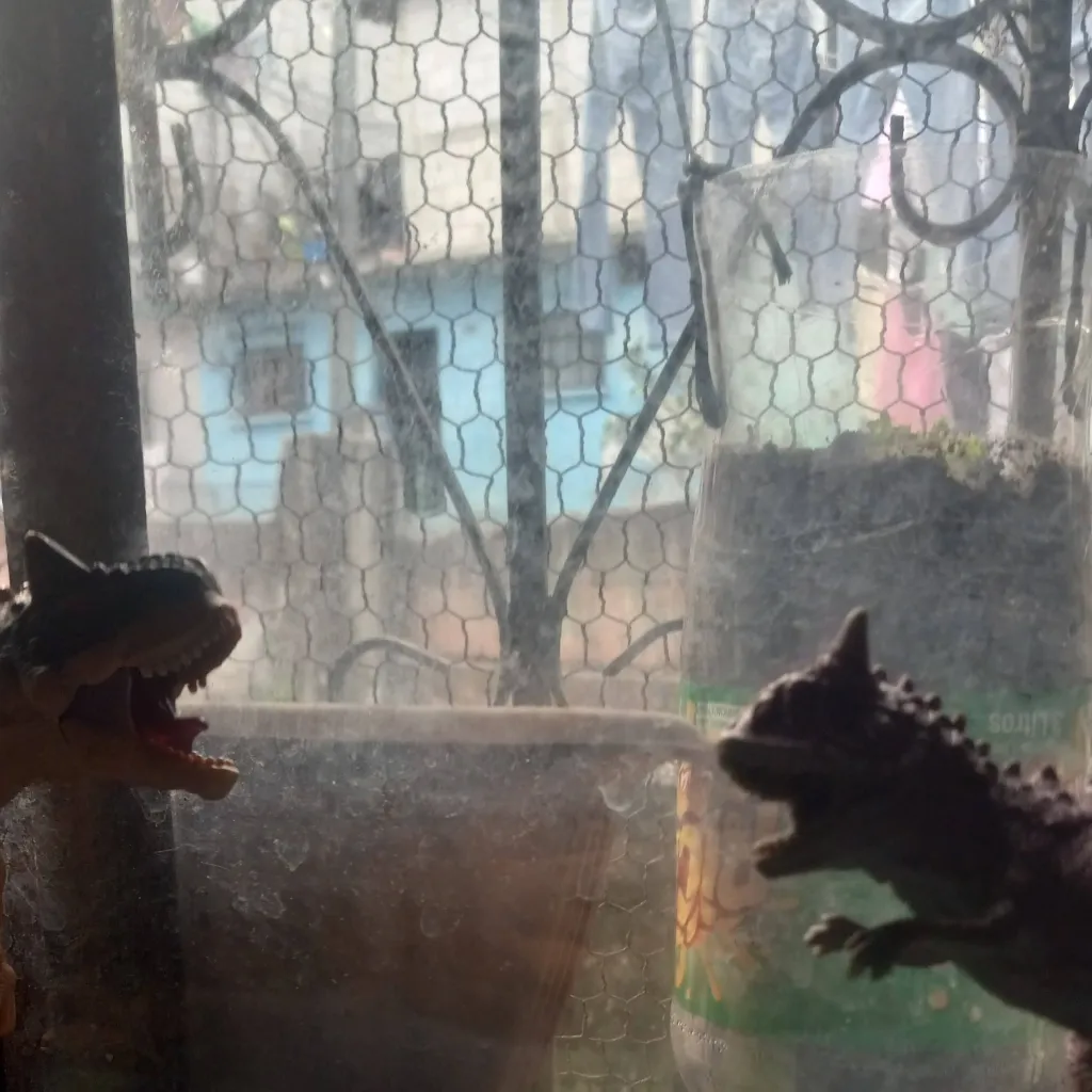 chat with ai character: Carnotaurus vs OG 