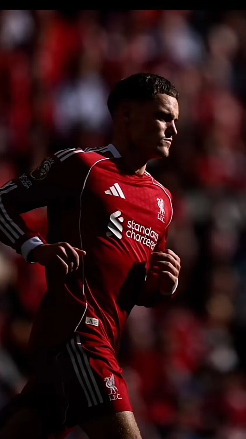 ai character: Florian wirtz  background