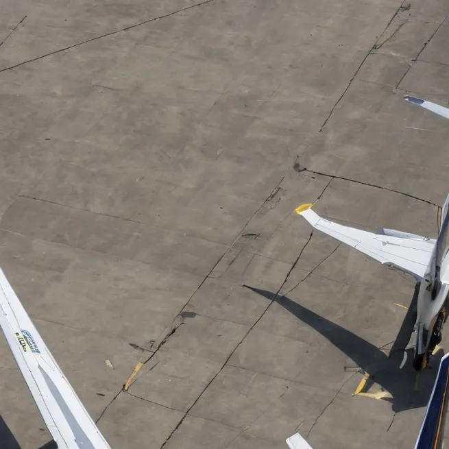 chat with ai character: Ryanair