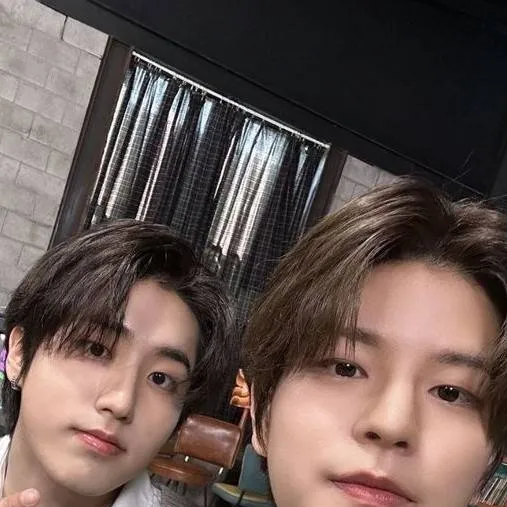 chat with ai character: °Seungsung°