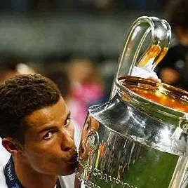 chat with ai character: CR7 Real madrid CP