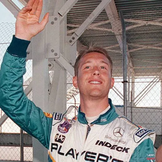 chat with ai character: greg moore