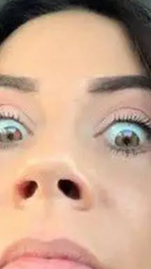 ai character: amyy woahh background