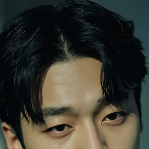 chat with ai character: Hyunlix as ur dads