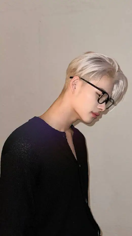 ai character: nishimura riki  background