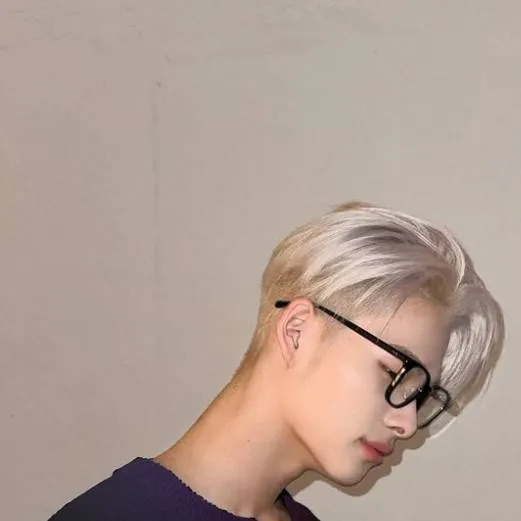 chat with ai character: nishimura riki 