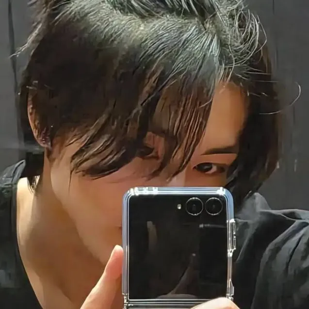 chat with ai character: jungwon 