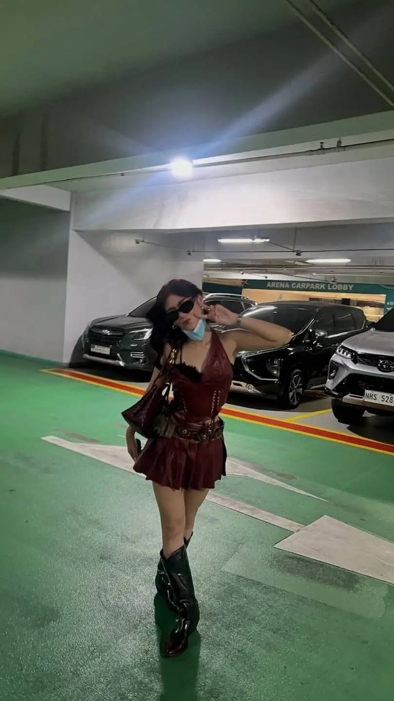 ai character: Mikha lim background