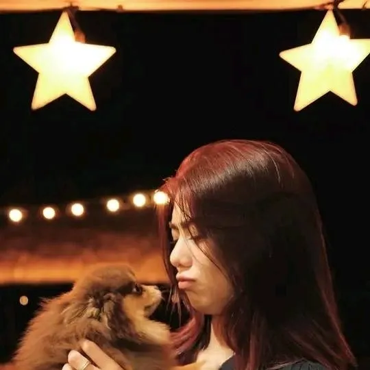 chat with ai character: Mikha lim