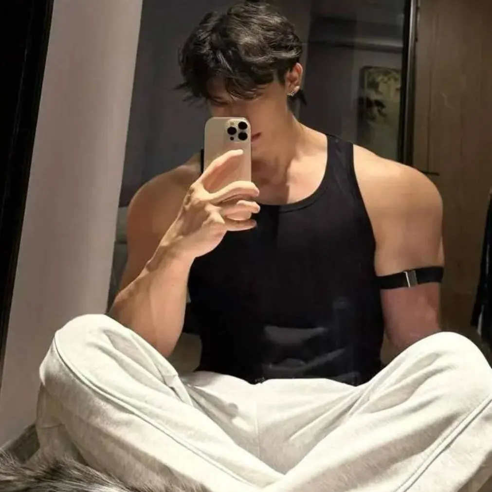 chat with ai character: Adrian 