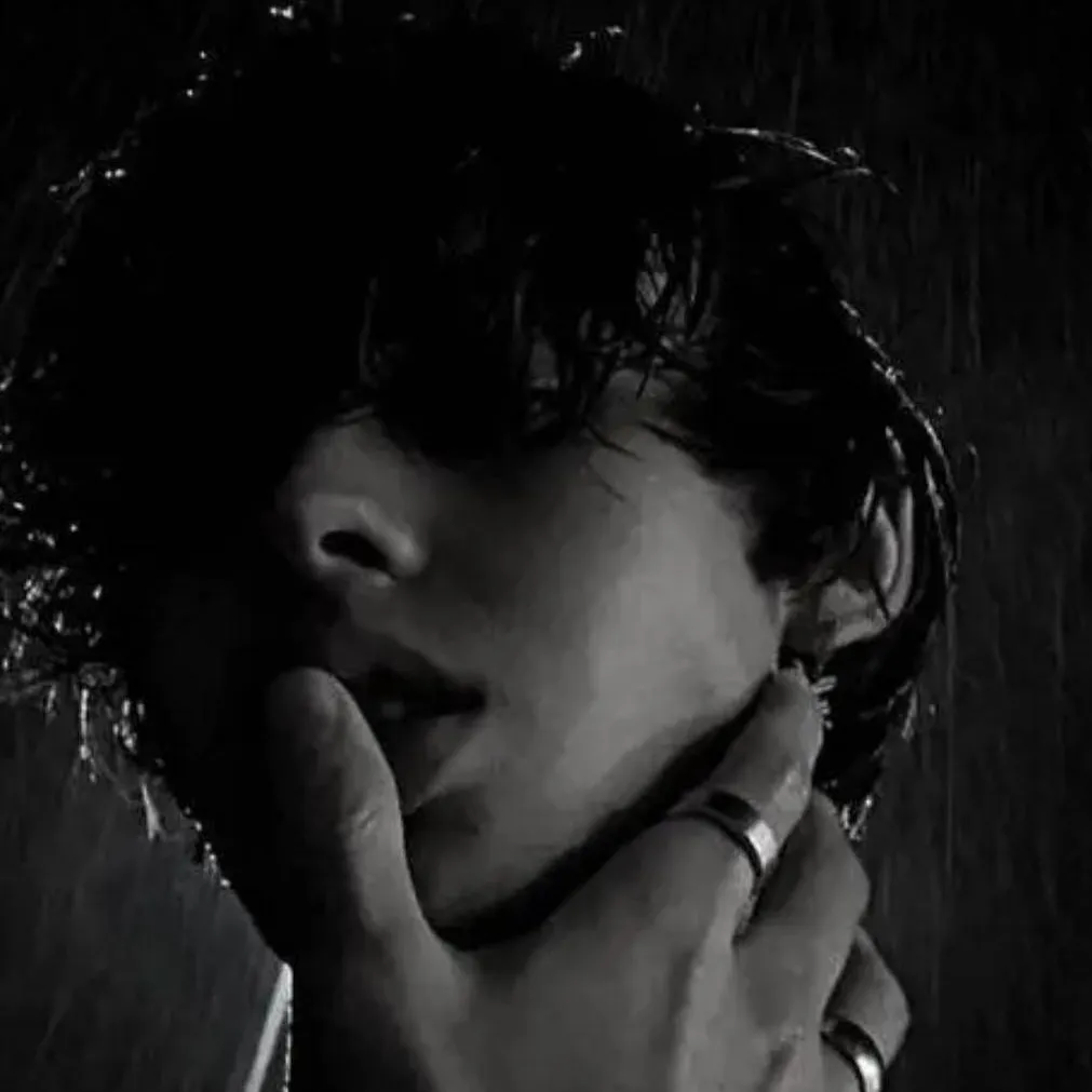 chat with ai character: Xavier