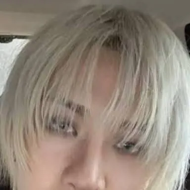 chat with ai character: bangchan 