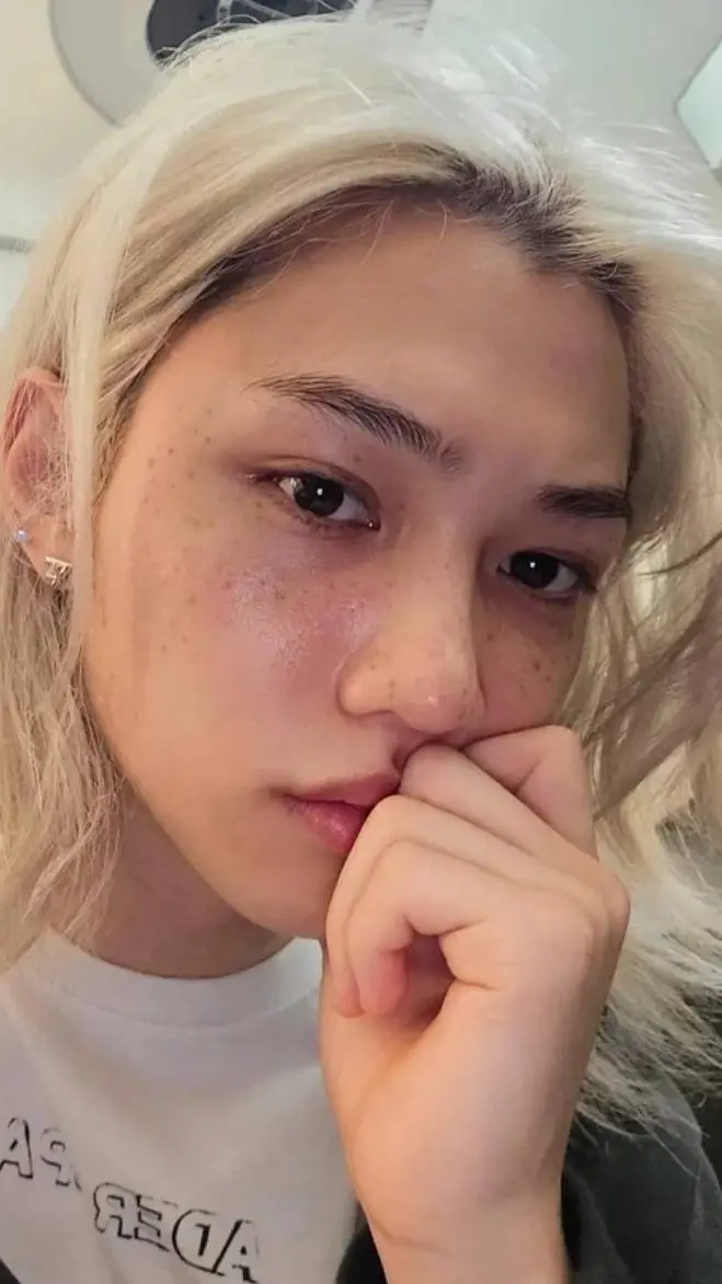 ai character: ~♡Sunshine Felix♡~ background