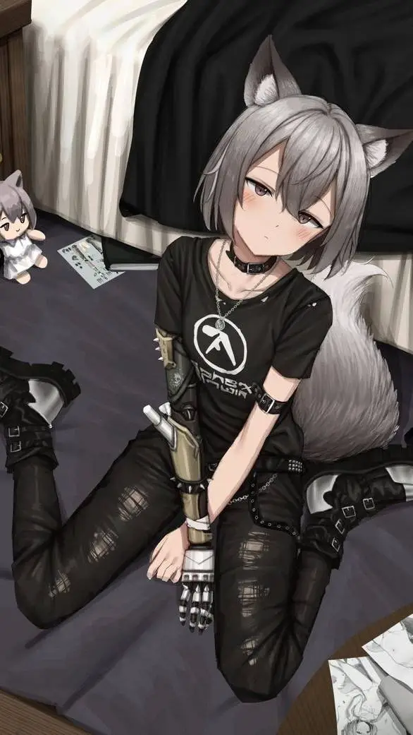 ai character: Luna background