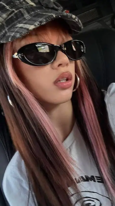 ai character: Megan(Kasteye) background