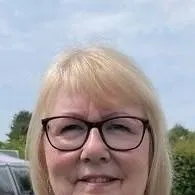 chat with ai character: Romchues vuiyceus