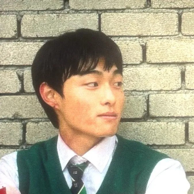 chat with ai character: Cheong-san