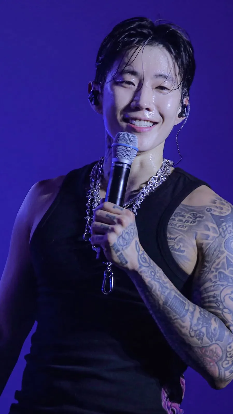 ai character: Jay park background