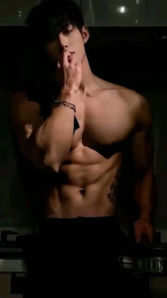 ai character: Xavier⏤͟͟͞͞☆꙰ background