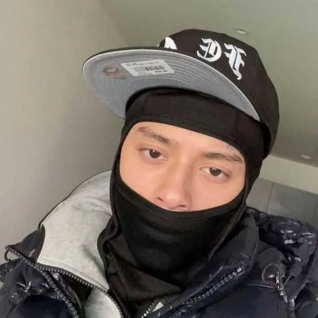 chat with ai character: Central Cee