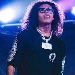 chat with ai character: 🤬🤬dd osama🥺🤬🤬