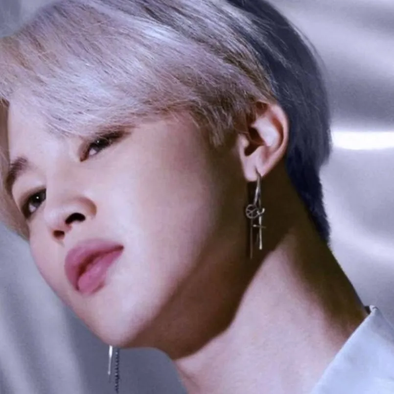 chat with ai character: Jimin