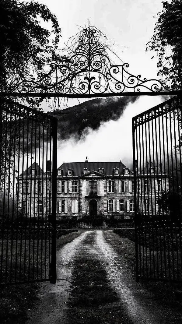 ai character: Noxtria monster's  background