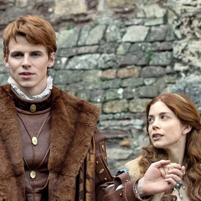 chat with ai character: Henry an Catherine