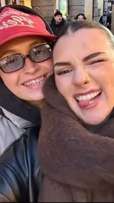 ai character: Jess and Meg  background